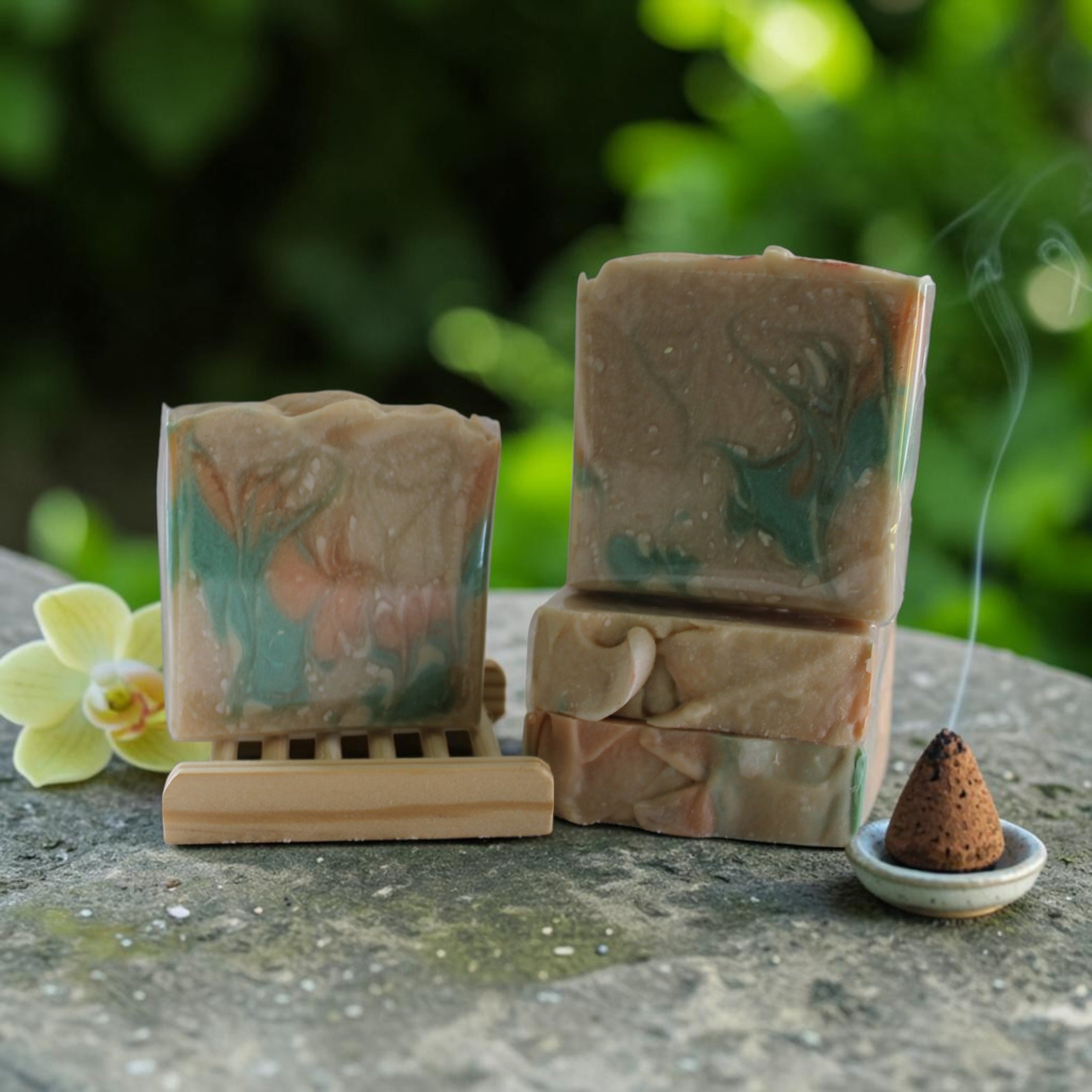 Petals and Earth 120 Gm